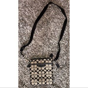 Coach Side Bag / Crossbody